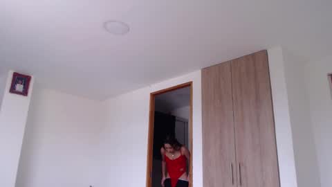 Snapshot of arygreey7 chatting on February 21, 7:10 pm ximena online show from February 21, 7:10 pm