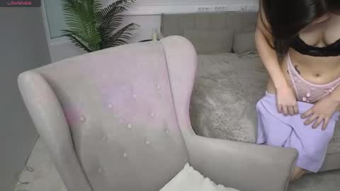 asel_e online show from April 18, 6:38 am