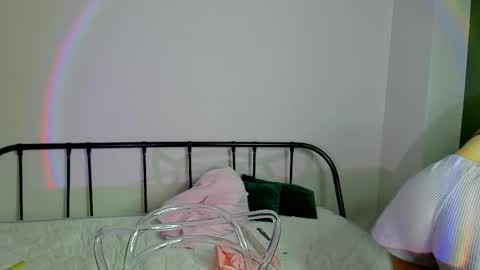 asel_e online show from April 17, 6:26 am