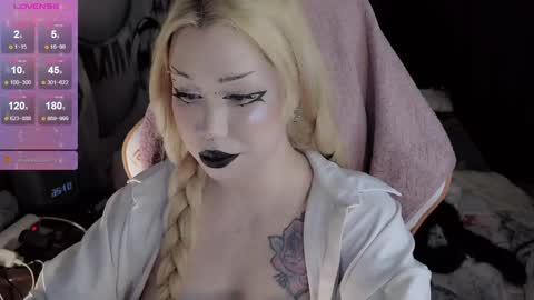 Sasha next stream December 4st  at  0000- 0030 am German time online show from April 29, 10:26 pm