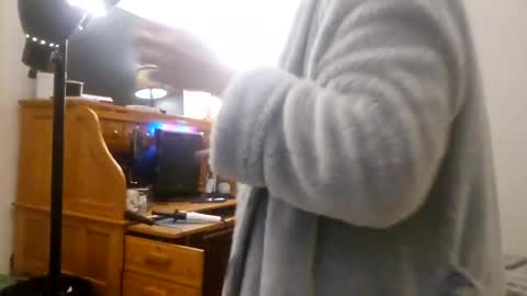 Ashelynn Grey online show from December 12, 4:37 am