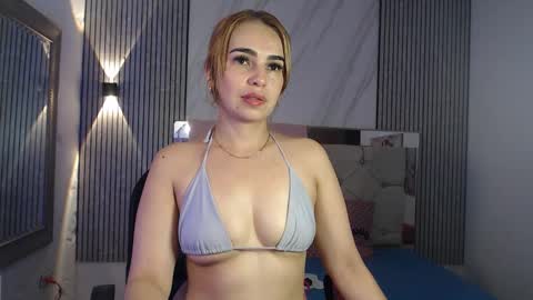 ashley__tylor online show from November 9, 5:47 am