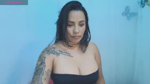 ashley_joyx_ online show from June 27, 4:35 am
