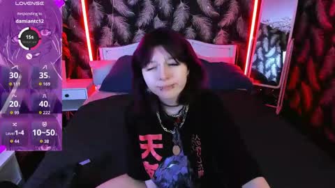 Ashley online show from April 20, 9:40 pm