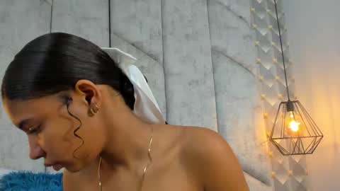 AshleyHill online show from March 3, 2:28 am