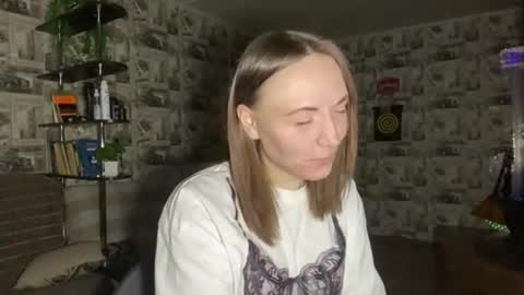 Lily online show from March 23, 5:30 pm