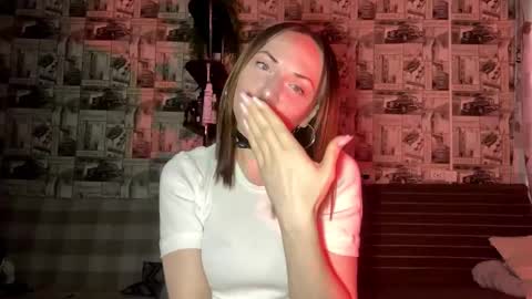 Lily online show from March 21, 9:09 pm