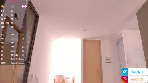 Ashly  online show from March 4, 7:31 pm