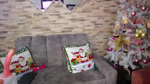 Ashlye  online show from December 15, 4:18 am