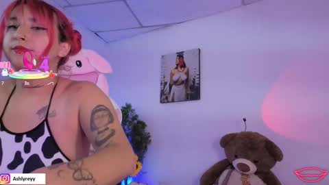 Snapshot of ashlyrey_1 chatting on October 7, 12:37 am Ashly online show from October 7, 12:37 am