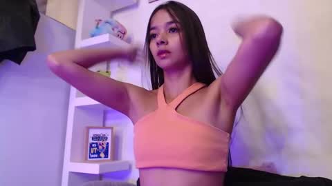 Snapshot of ashlyvesneva chatting on December 16, 7:32 pm  Ashly online show from December 16, 7:32 pm