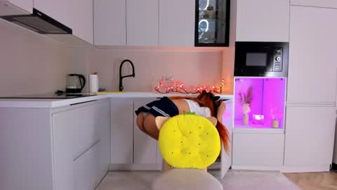 asian_loverpop online show from July 29, 4:01 am