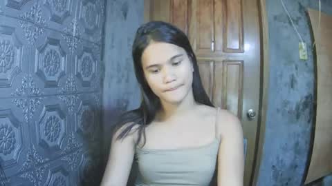 Nova Mae online show from April 12, 1:58 pm