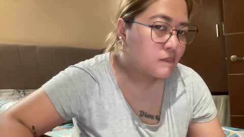 Curvy online show from May 3, 5:55 am