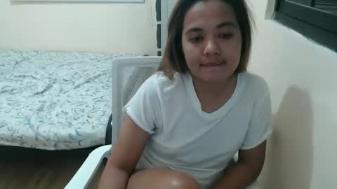 Snapshot of asianprettymay chatting on October 19, 3:58 pm asianprettymay online show from October 19, 3:58 pm