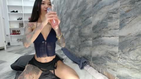 Snapshot of asianqueen93 chatting on December 19, 3:30 pm Jeje   special     online show from December 19, 3:30 pm