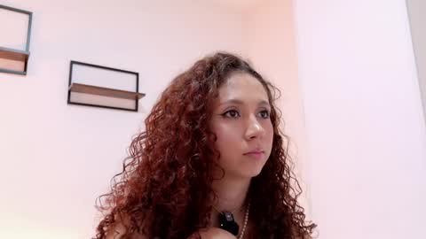 aslysande online show from April 14, 4:45 am