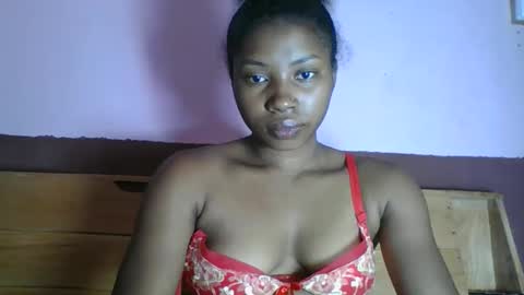 asmiraa online show from February 24, 11:31 am