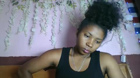 asmiraa online show from May 28, 7:01 pm