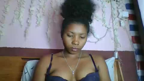 asmiraa online show from June 3, 8:14 pm