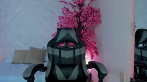 Atenea online show from February 11, 3:09 am