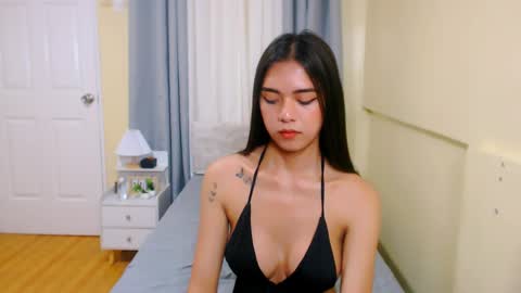 Ady online show from May 27, 1:57 am