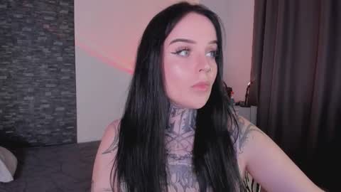 online every day between 10am-23pm online show from October 3, 2:44 pm