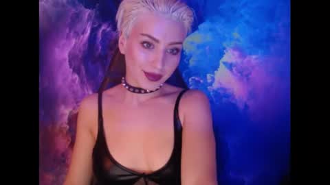 Aubrey online show from January 22, 10:38 pm