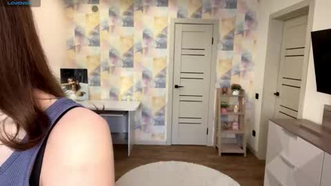 Jolyn online show from February 17, 6:13 am