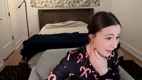 Snapshot of audreyjones03 chatting on December 27, 8:50 pm Miss Audrey online show from December 27, 8:50 pm