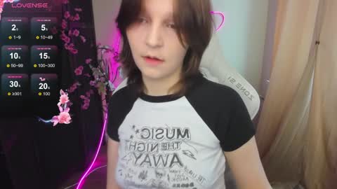 Audrey online show from March 26, 8:38 am