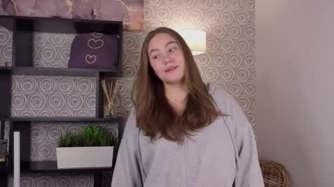 audriashuck online show from December 15, 3:50 pm