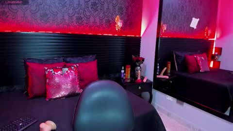  Aurelia Walker  online show from February 20, 12:42 am