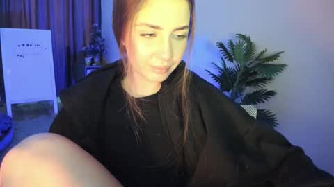 Aurora online show from February 3, 6:33 am