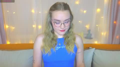 Kate online show from March 7, 4:11 pm