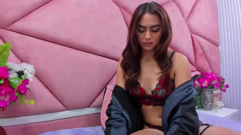 Aurora online show from February 18, 12:37 pm