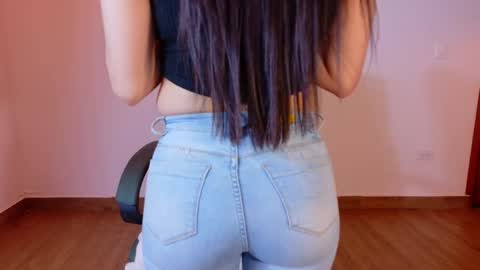 Aurora online show from November 16, 12:56 am