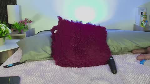 Aurora  online show from June 3, 2:33 pm