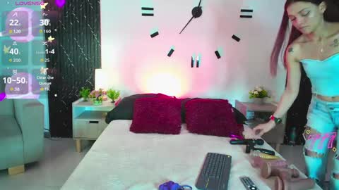 Aurora  online show from April 16, 1:11 pm