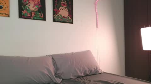 Aurora online show from April 10, 1:55 am