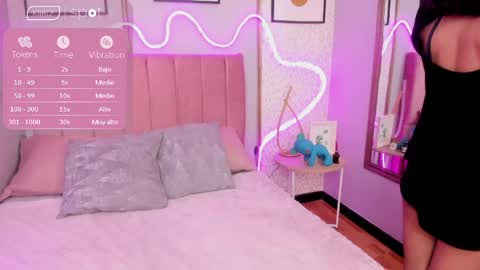 Mariana  online show from April 18, 4:04 am