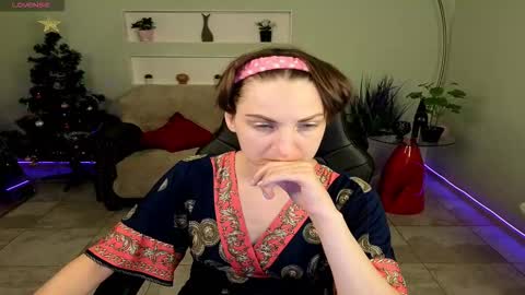 Aurora online show from December 15, 3:17 pm