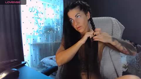 Ava online show from July 22, 9:10 am