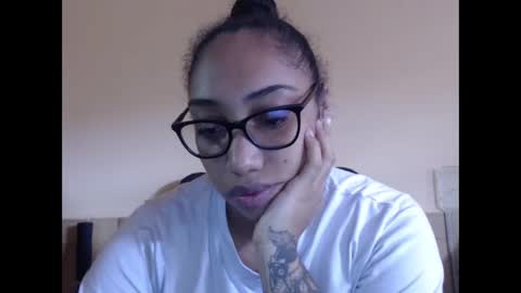 Snapshot of ava_f0xy chatting on October 16, 7:05 pm Ava Jordana online show from October 16, 7:05 pm