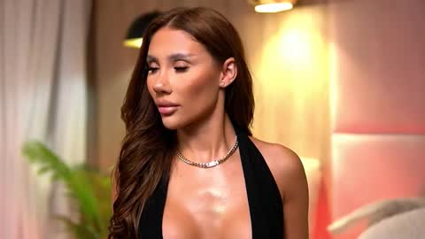 Ava online show from September 12, 12:00 am