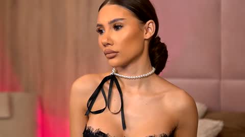 Ava online show from December 8, 11:08 pm