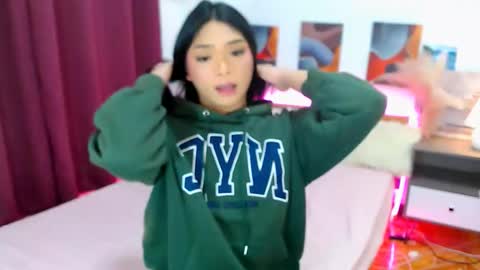 Snapshot of ava_lux chatting on October 12, 7:00 am GODDESS AVA online show from October 12, 7:00 am
