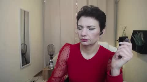 avasaturnian online show from February 18, 8:24 am