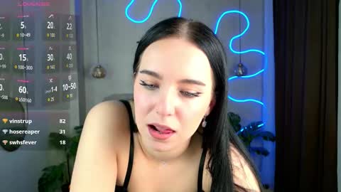 Avelyne online show from October 24, 10:39 pm