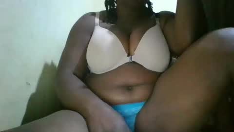 avril254 online show from September 12, 2:23 am